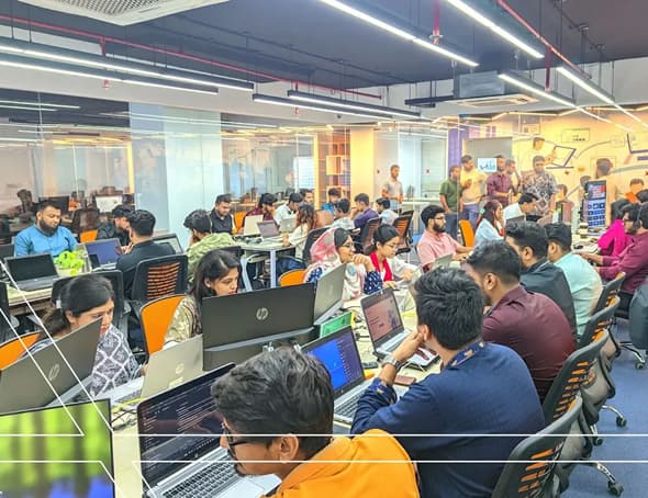 Marketorr digital marketing team at work